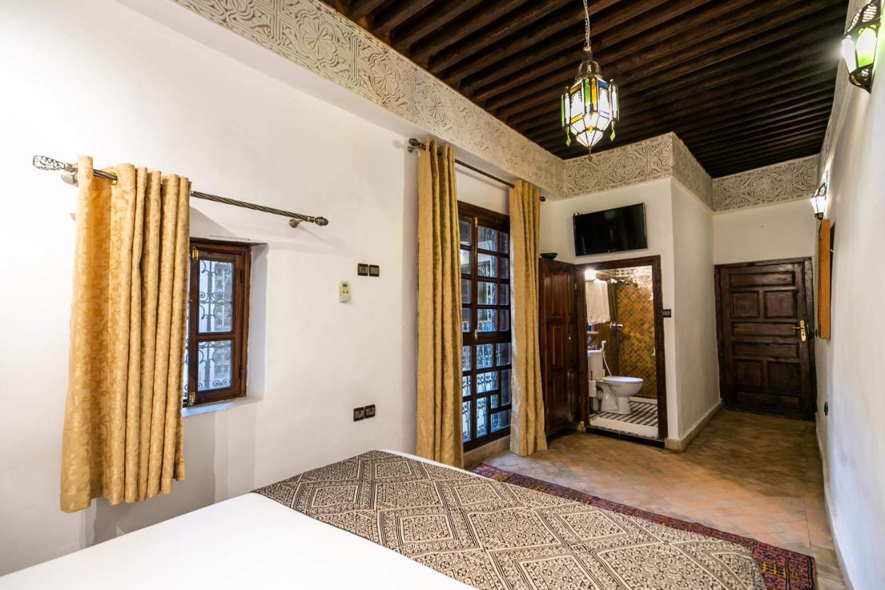 Riad Fes Aicha Ngoại thất bức ảnh