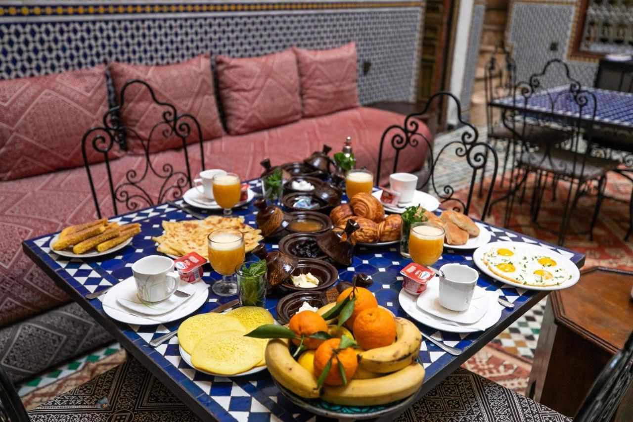 Riad Fes Aicha Ngoại thất bức ảnh